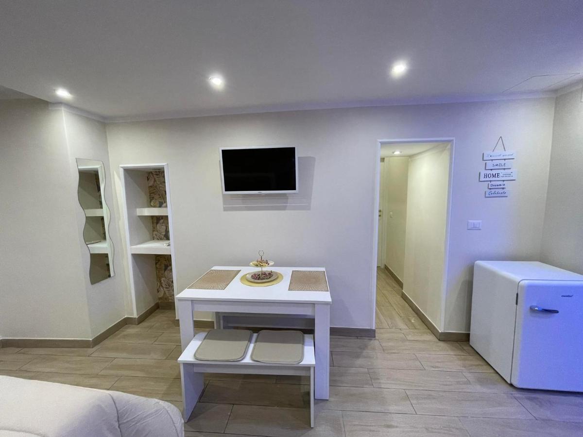 La Dimora Dei Sogni Sedil Capuano Home Suite Неаполь Экстерьер фото