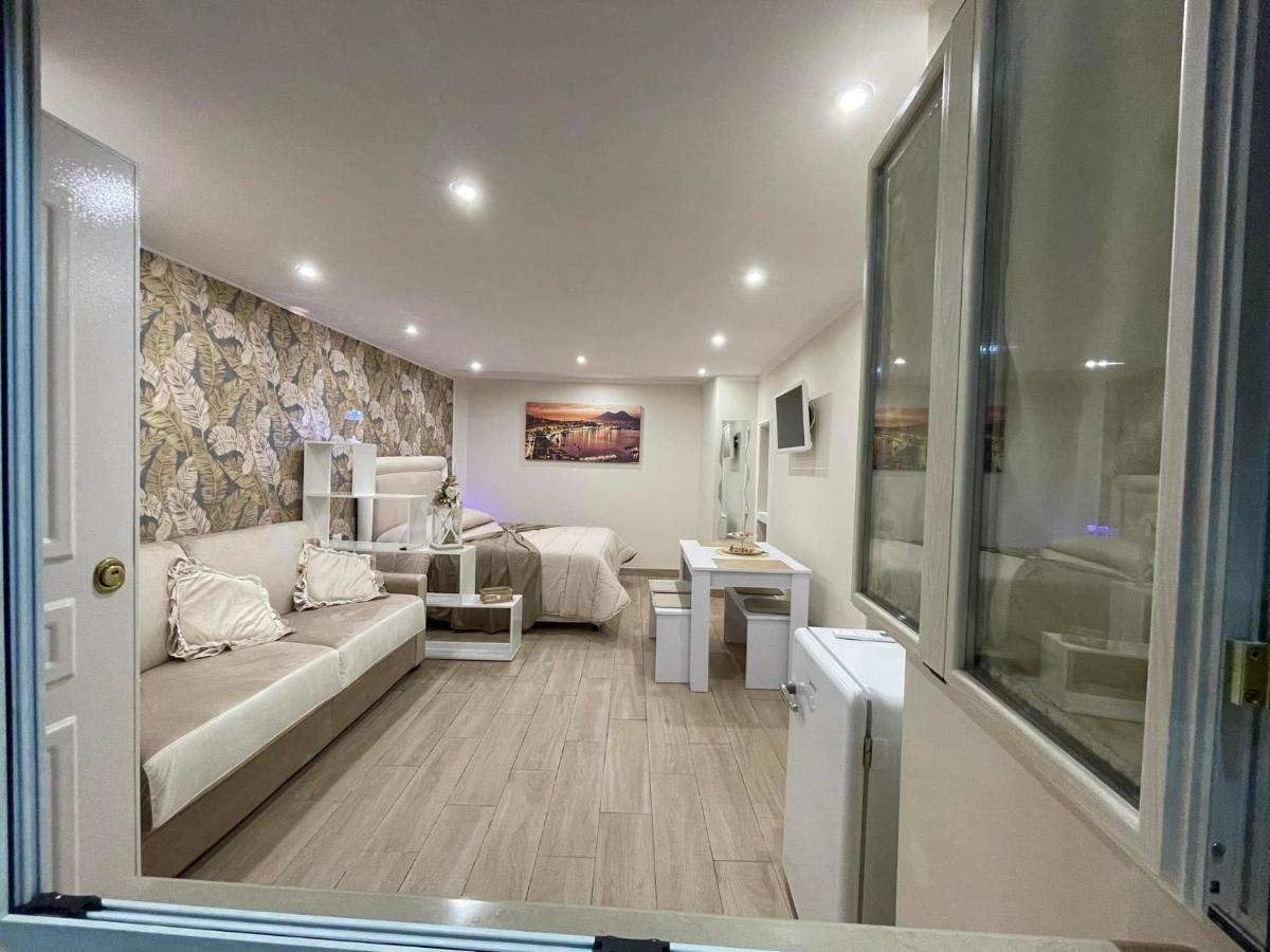 La Dimora Dei Sogni Sedil Capuano Home Suite Неаполь Экстерьер фото