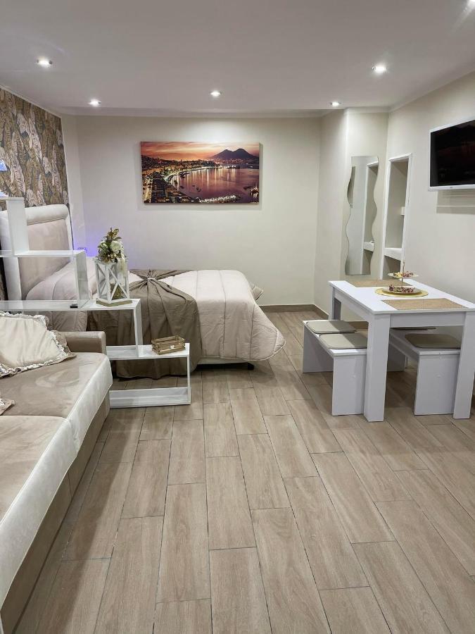 La Dimora Dei Sogni Sedil Capuano Home Suite Неаполь Экстерьер фото